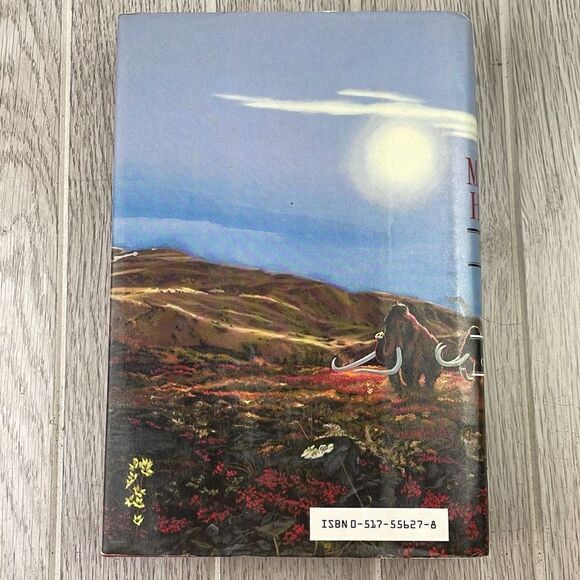 The Mammoth Hunters. Hardback book by Jean M. Auel 1985 - Picture 2 of 6